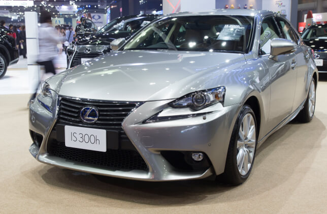 lexus is 300h silver 