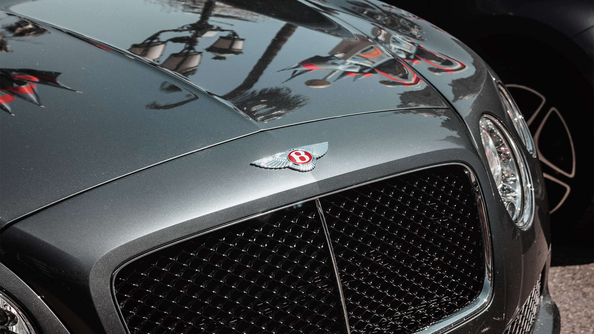 Bentley Flying Spur Car Insurance Header Image