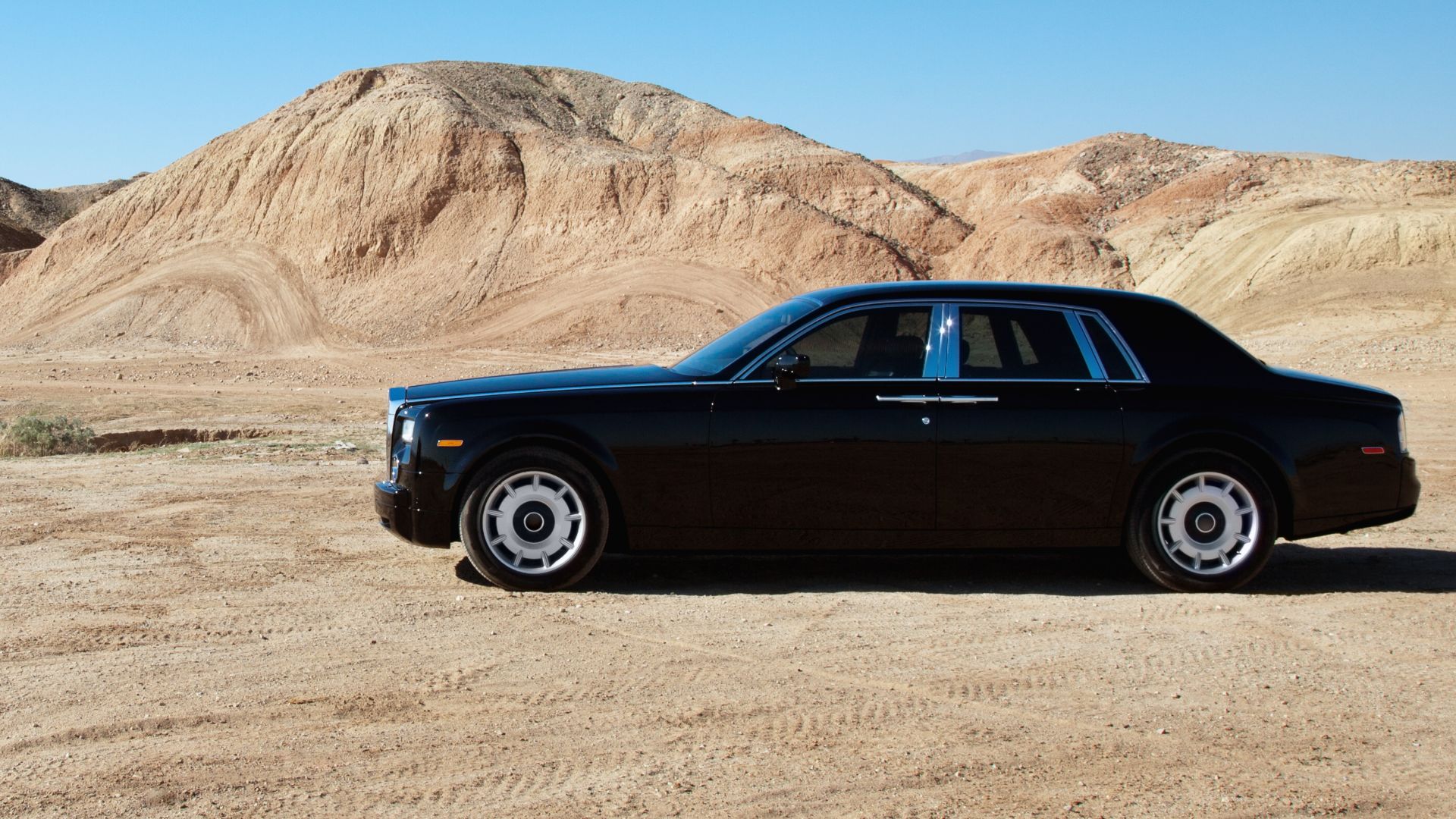 Rolls Royce Phantom Car Insurance Header Image