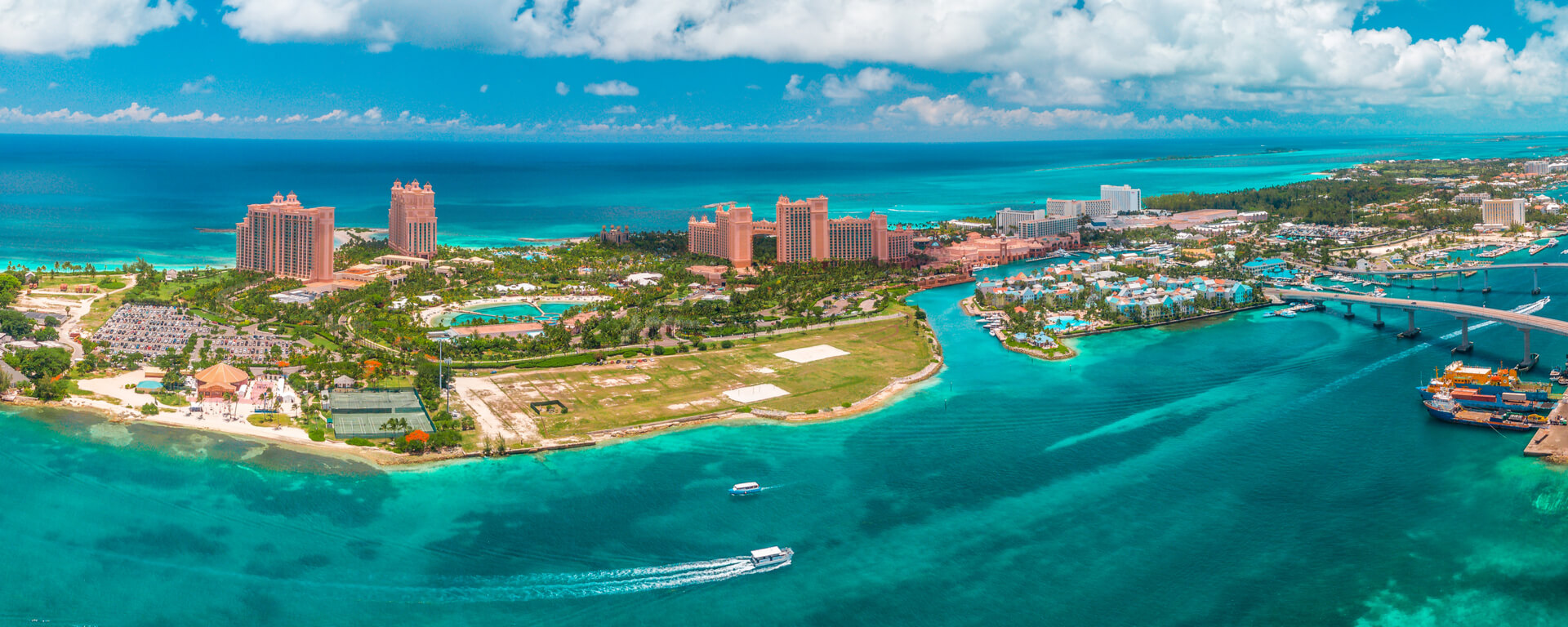 Useful Information on Living in The Bahamas Header Image