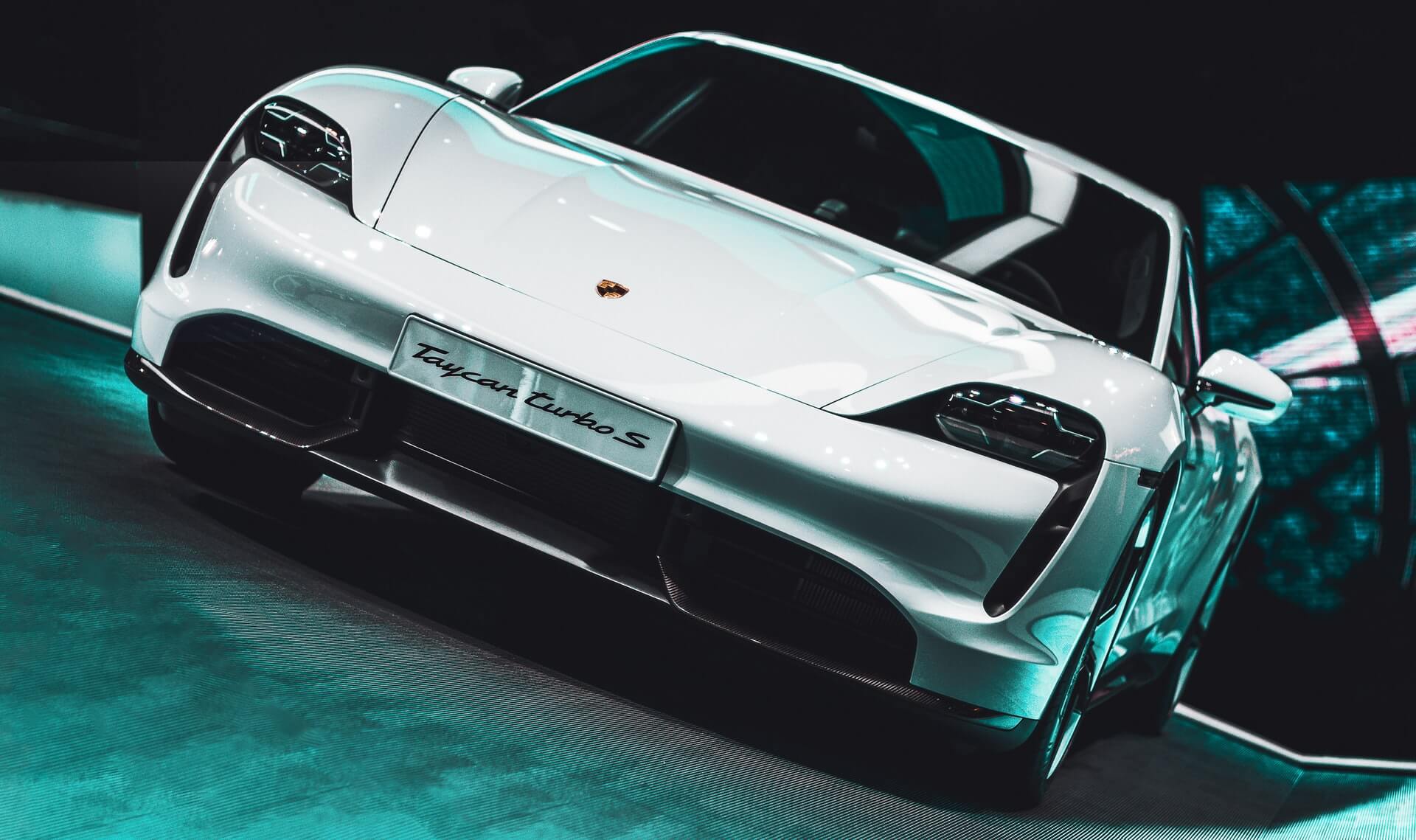 Feature image Porsche Taycan