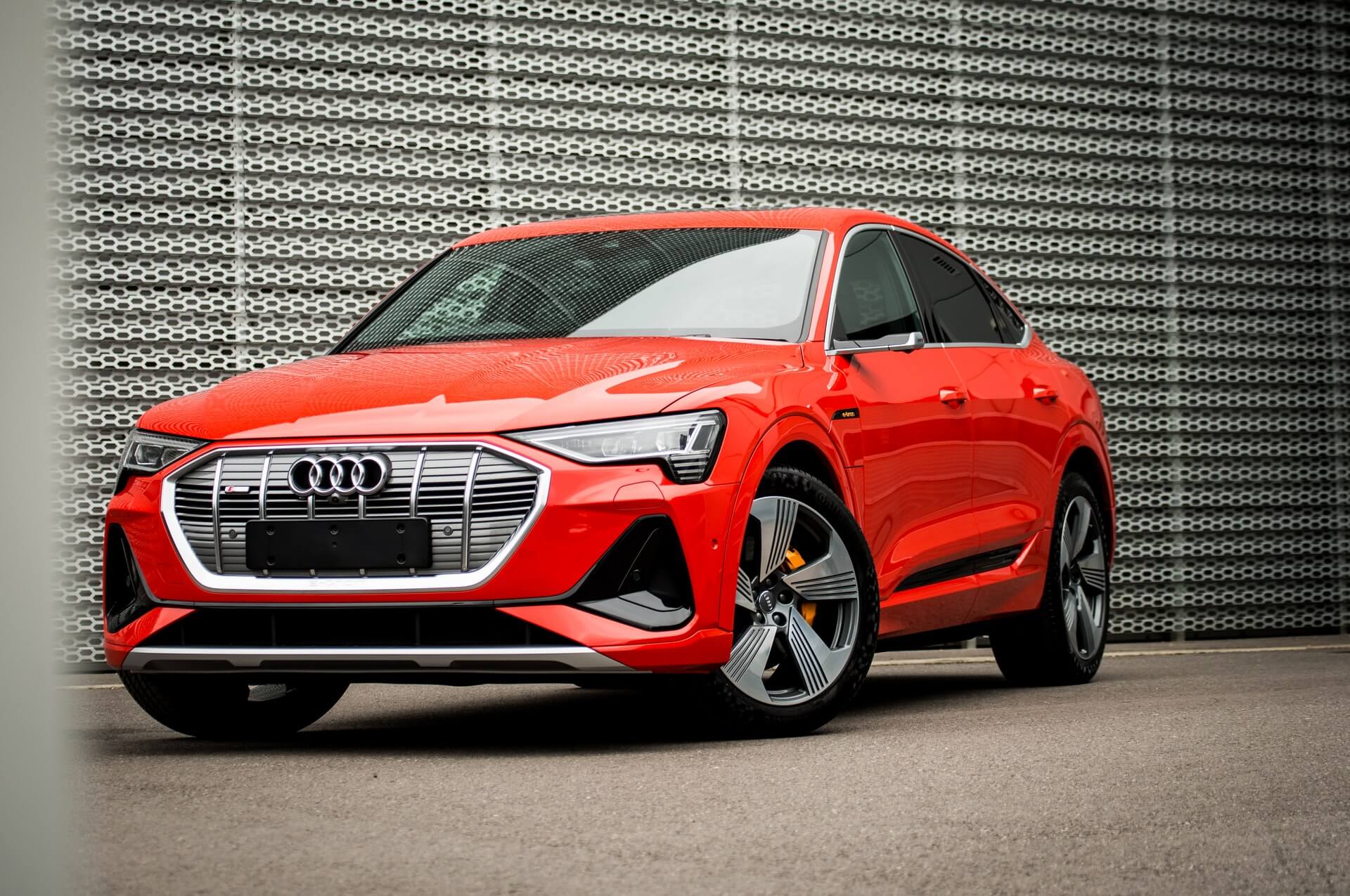 Audi e-tron Insurance Header Image