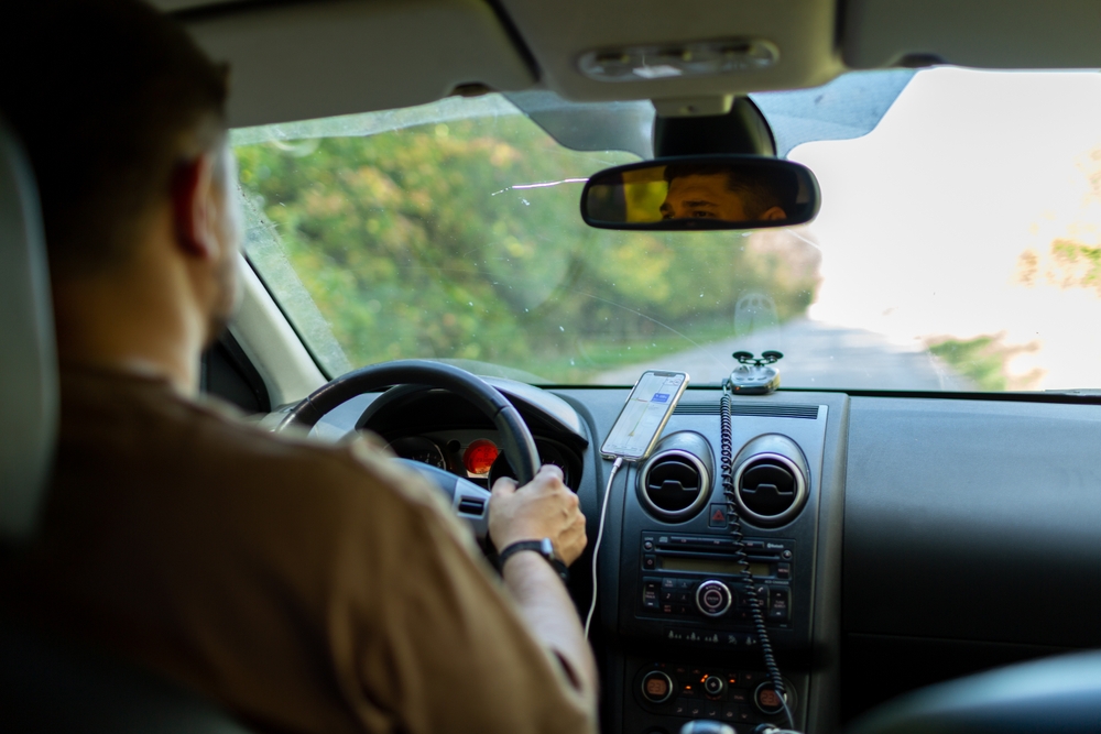 Driving Tips in the UK Header Image