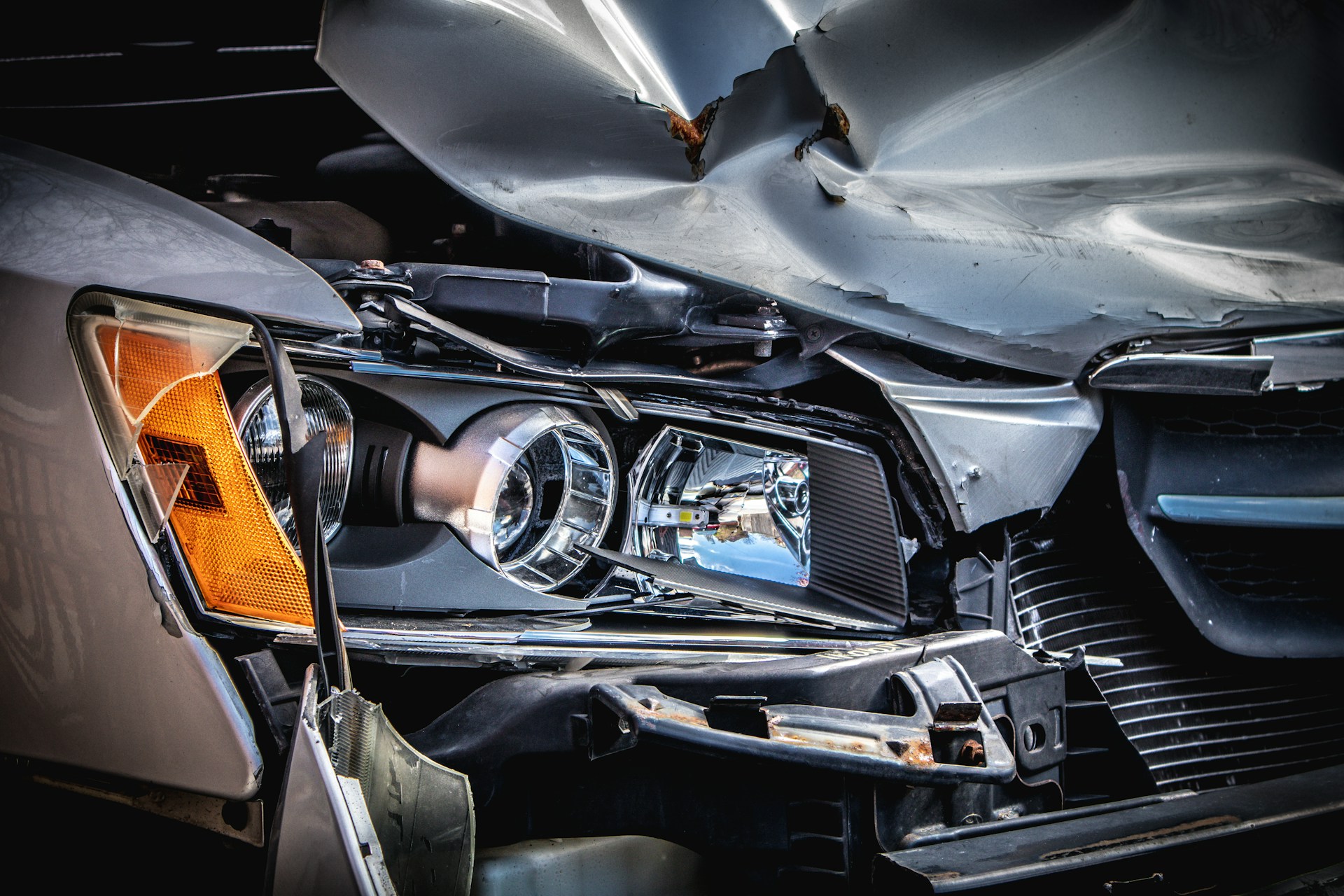 What to do after a minor car accident in the UK Header Image