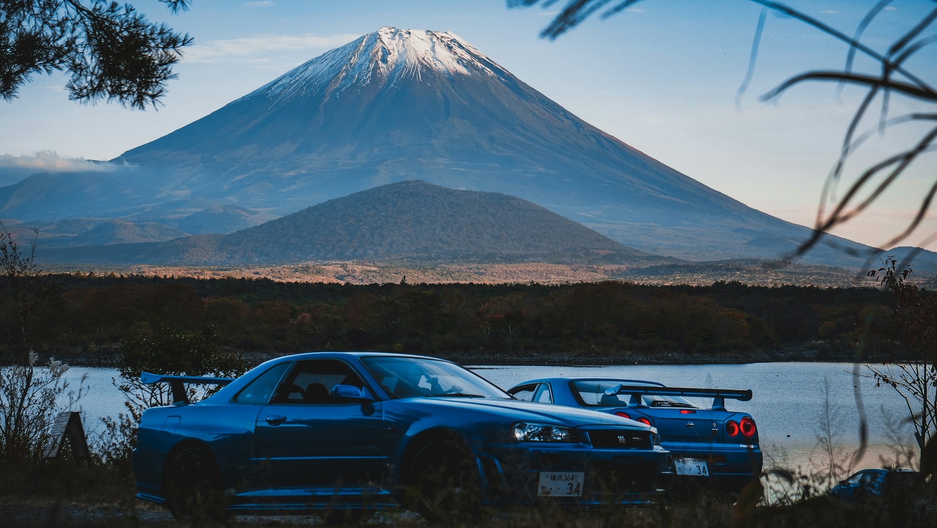 From Japan to the UK: How the Japanese car imports market is changing Header Image